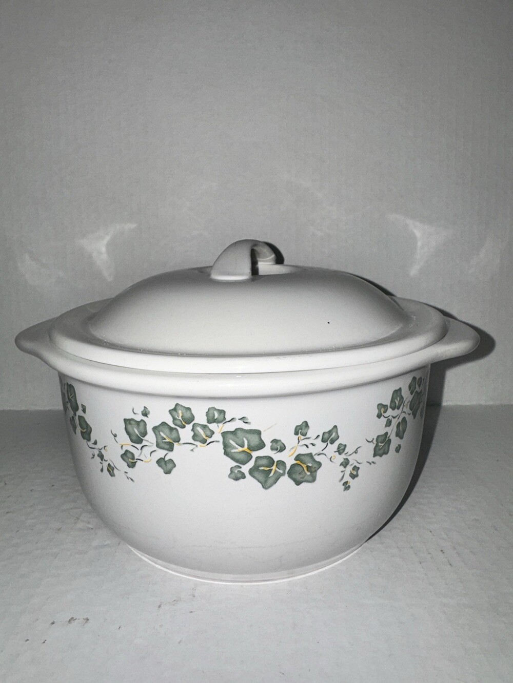 Corelle Coordinates Stoneware Callaway Ivy Green 1.5 Qt Round Casserole With Lid